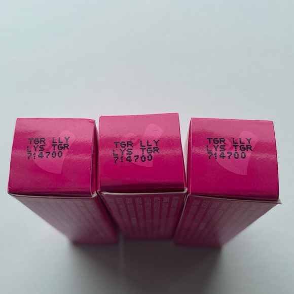 “Tiger Lily” 🆕 Mary Kay Signature Lipgloss, lot of 3, 714700 discontinued color - Picture 2 of 3